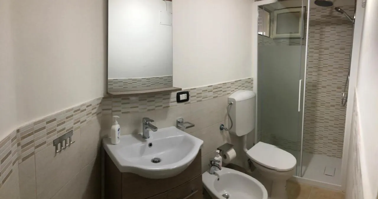 Santa Lucia'S House Apartment Syracuse