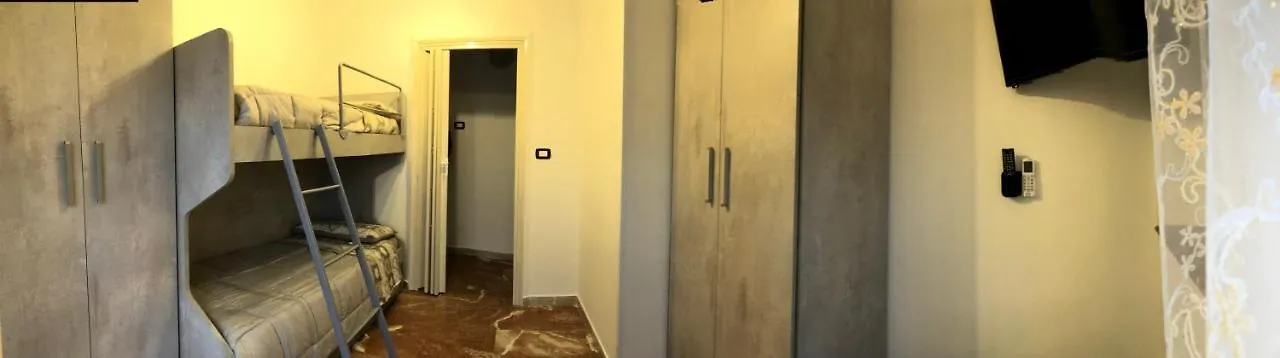 Santa Lucia'S House Apartment Syracuse